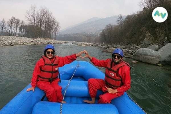 Manali Couple Tour : Enchanting Shimla, Manali Honeymoon Packages Await.