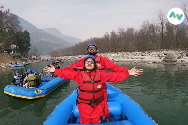 Manali Couple Packages: Handcrafted Honeymoon Packages to Shimla, Kullu, Manali, Manikaran & Kasol.